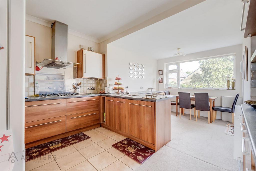 98 Evelyn Road(Interior)(3of25).jpg