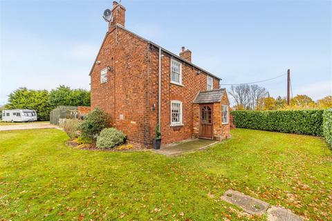 3 bedroom detached house for sale, Church lane, South Scarle, Newark