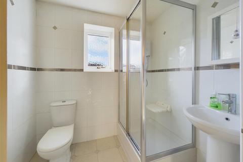 8 Dickens Road, Malton, YO17 7FF