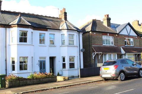 64 Hatfield Road, Potters Bar, EN6 1HT