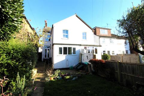 64 Hatfield Road, Potters Bar, EN6 1HT