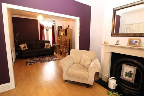 64 Hatfield Road, Potters Bar, EN6 1HT