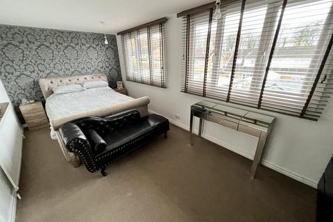 12 Forest Drive, Ormesby, Middlesbrough, TS7 9HX