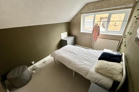 12 Forest Drive, Ormesby, Middlesbrough, TS7 9HX