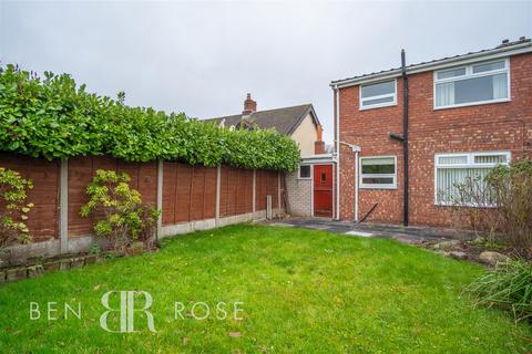 3 bedroom semi-detached house for sale - Moss House Lane, Much Hoole, Preston