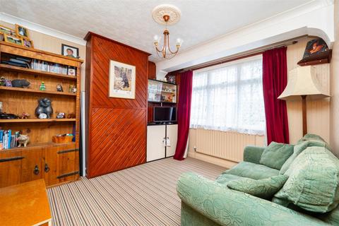 73 Erskine Road, Sutton, SM1 3AT