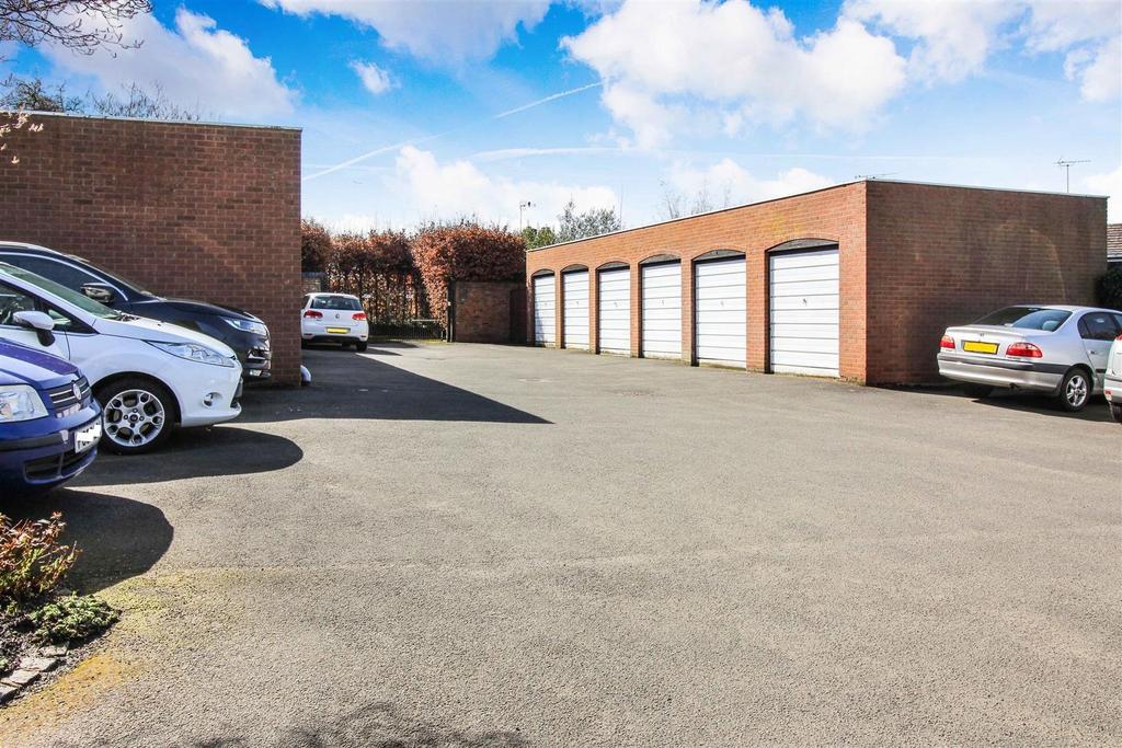 Garages.jpg