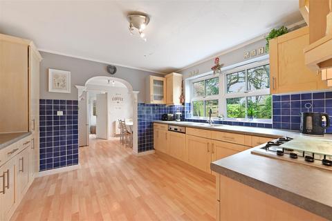 5 bedroom detached house for sale, Kenny Drive, Carshalton Beeches SM5