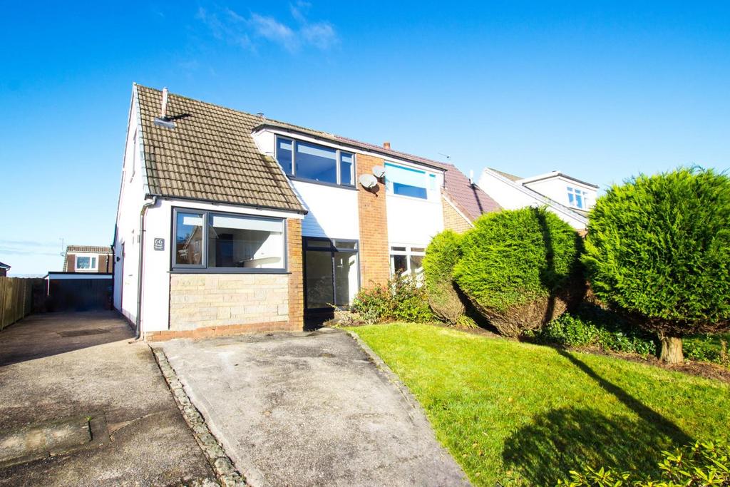 Pole Lane, Darwen, BB3 3LD 2 bed semidetached house for sale £200,000