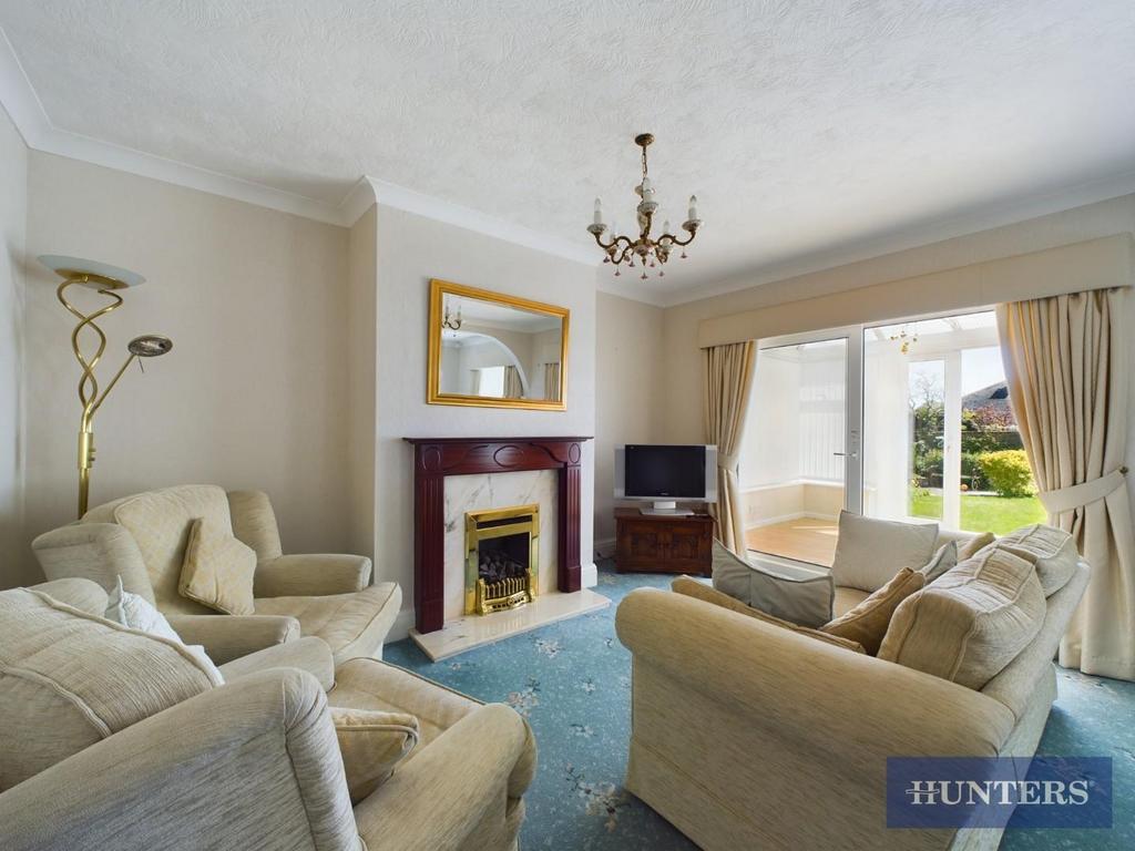 Marton Gate, Bridlington 3 bed semidetached bungalow for sale £260,000