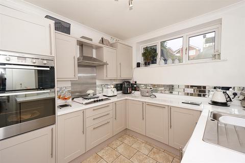 2 bedroom terraced house for sale, Saxon Road, Hastings