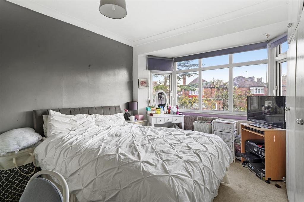 14 Oakwood Crescent - w Ckttuii Ll4br7bdwa DQ.jpg