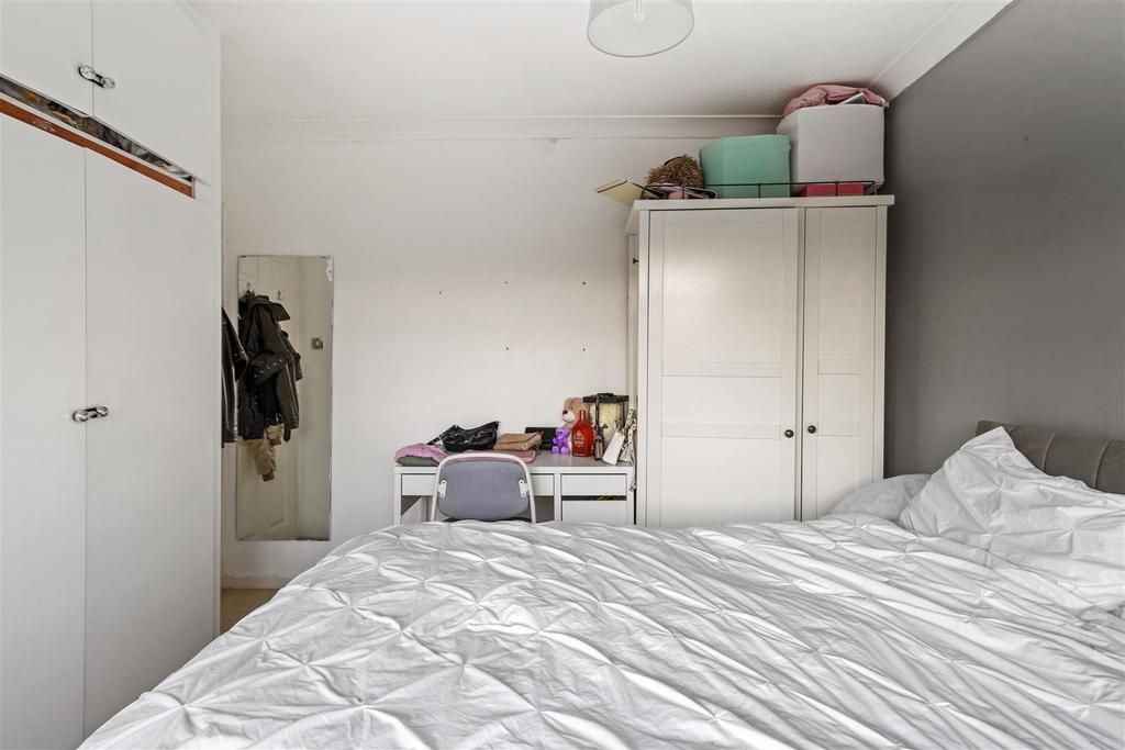 14 Oakwood Crescent - Bxw L5ch B454 FAg DTILs S.jpg