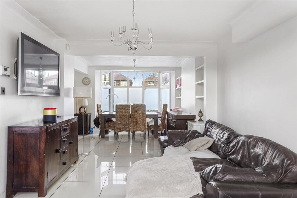14 Oakwood Crescent - h Ro Rf Af0x97 S8 MCo Lu RF.jpg
