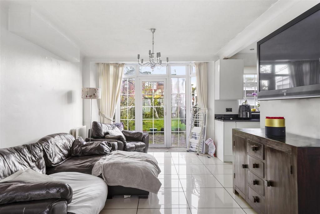 14 Oakwood Crescent - l DO4 Ij Bk LVAbz7 KQNt Yg.jpg