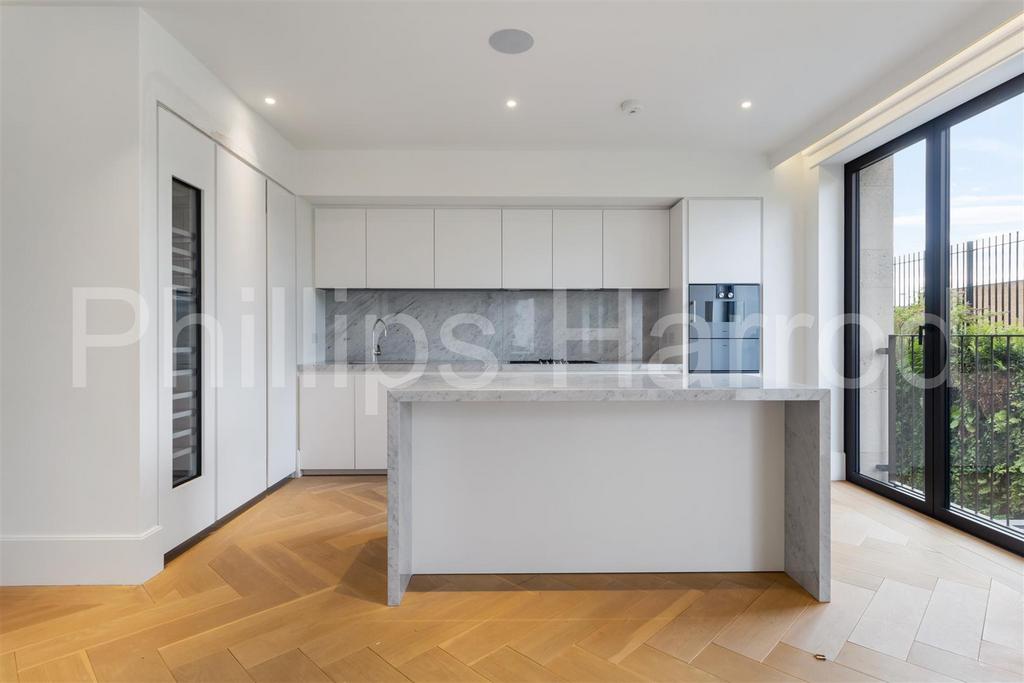 Flat R8, 50 St Edmunds Terrace NW8 7 ED-10.jpg