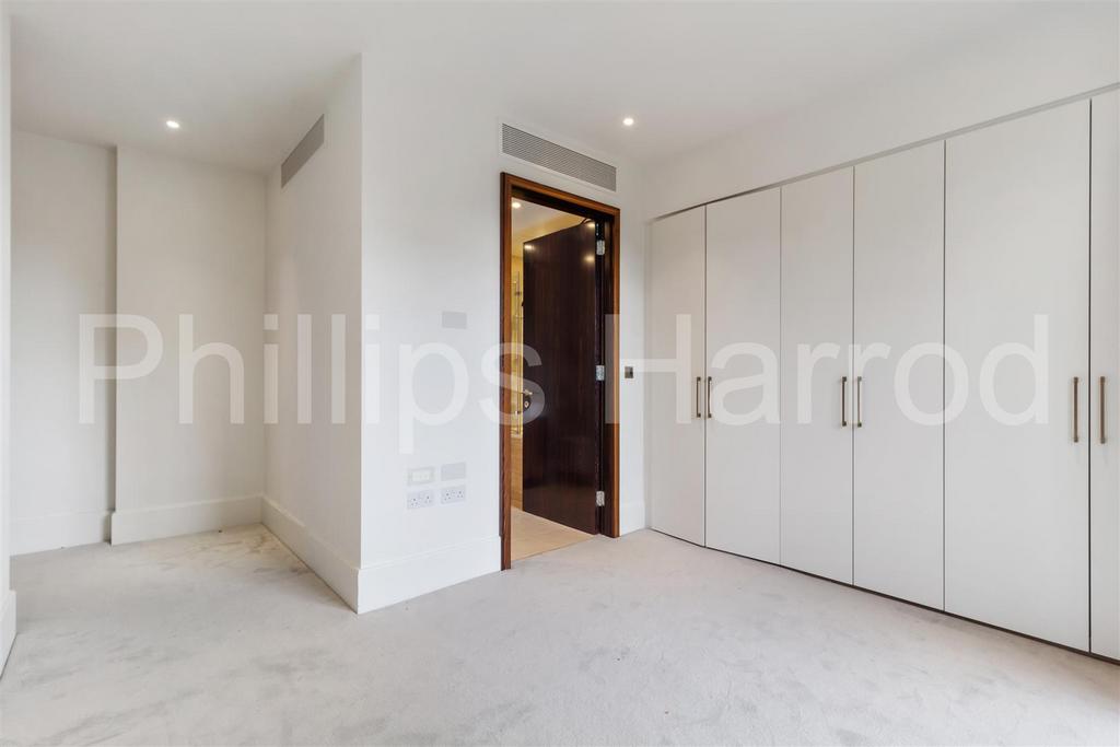 Flat R8, 50 St Edmunds Terrace NW8 7 ED-4.jpg