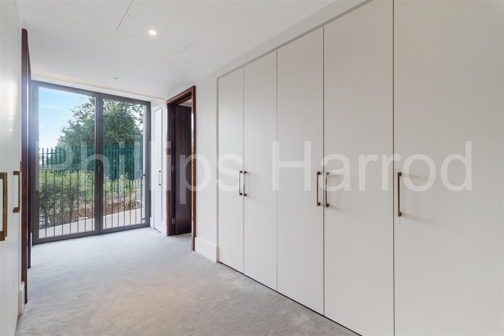 Flat R8, 50 St Edmunds Terrace NW8 7 ED-6.jpg