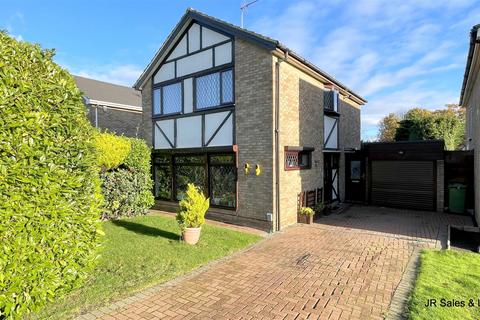 8 Pollards Close, Goffs Oak, Waltham Cross, EN7 5JP