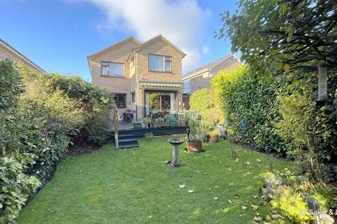 8 Pollards Close, Goffs Oak, Waltham Cross, EN7 5JP