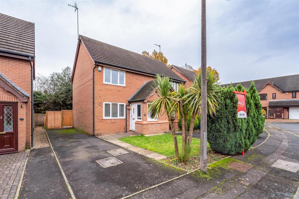Hazeltree Grove, Dorridge, Solihull 2 bed semidetached house £325,000