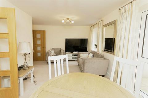 2 bedroom apartment for sale, Wardington Court, Welford Road, Northampton,  Northamptonshire, NN2 8FR