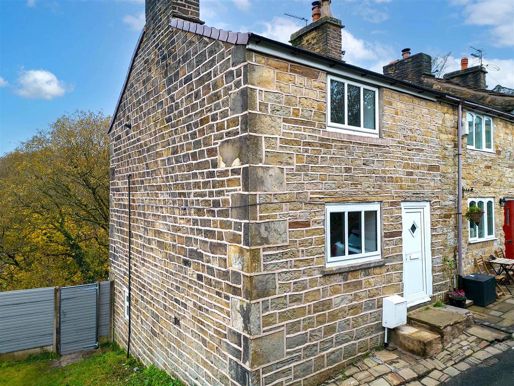 Hill Street, Summerseat, Bury 2 bed house for sale £280,000