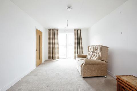 1 bedroom apartment for sale, Sewardstone Road, Waltham Abbey