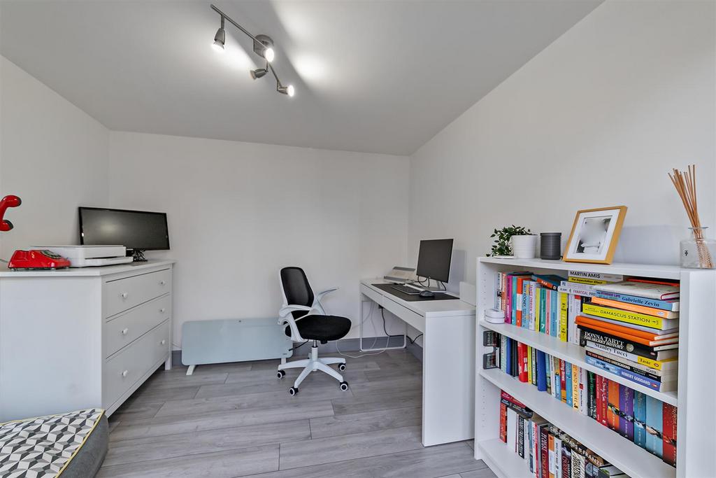 3 Housefield Way-59.jpg
