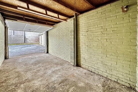 Garage for sale, Wren Hill, Brixham