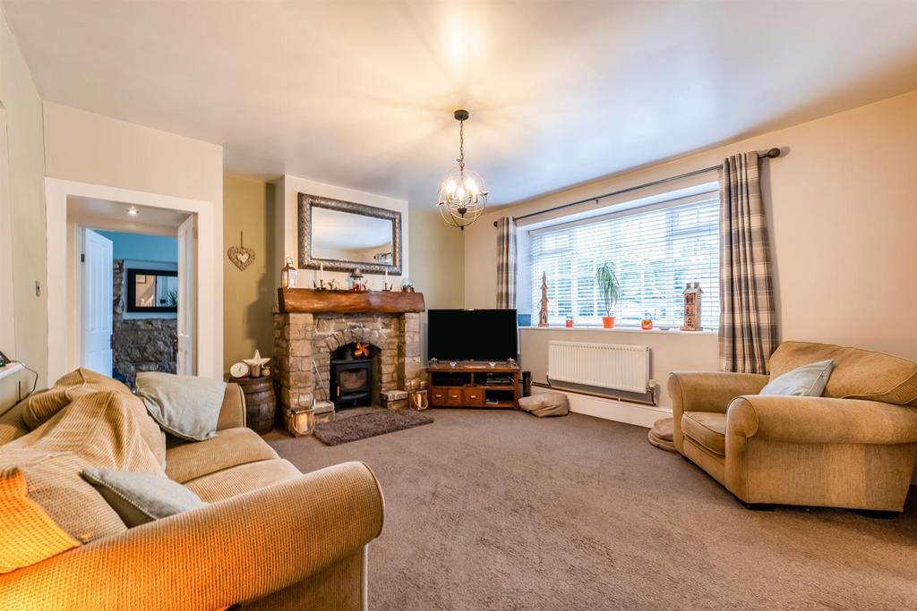 Fosse Way, Halford, ShipstonOnStour 4 bed cottage for sale £550,000