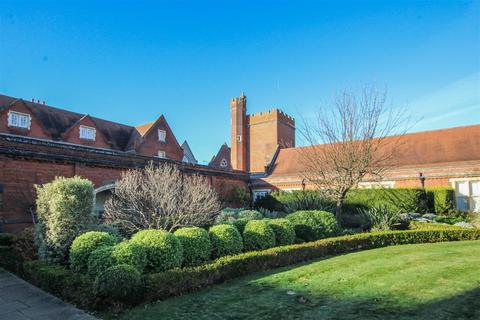4 bedroom detached house for sale, The Galleries, Warley, Brentwood