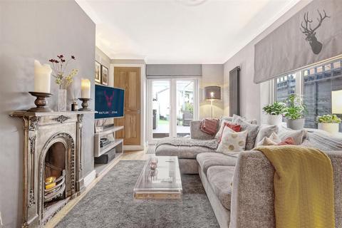 4 bedroom house for sale - Springfield Road, London E4