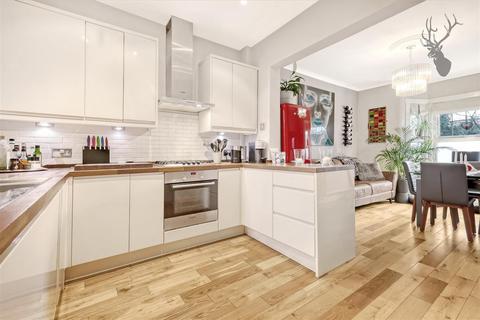 10 Springfield Road, London, E4 7DJ