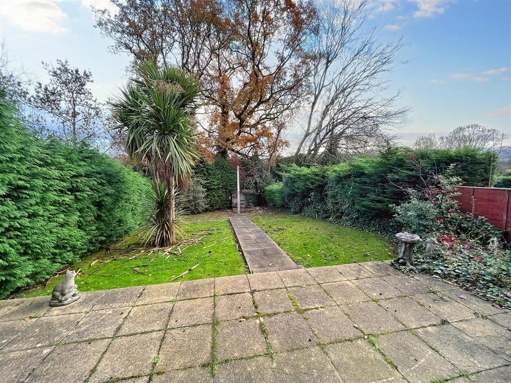 Tamar Close, Bettws, Newport 3 bed semidetached house for sale £160,000