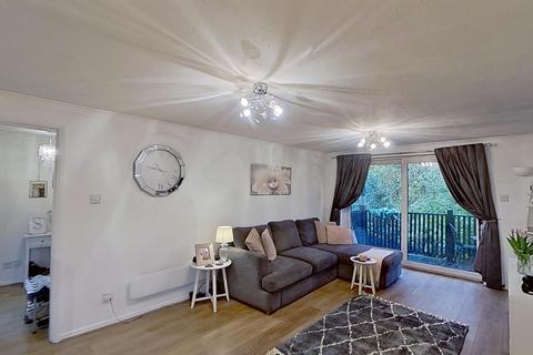 1 bedroom apartment for sale, Barrington Mews, Oldbrook, Milton Keynes