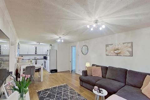 1 bedroom apartment for sale, Barrington Mews, Oldbrook, Milton Keynes