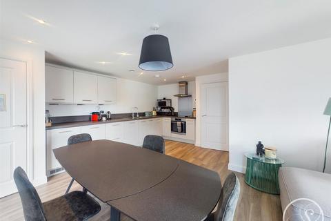 2 bedroom apartment for sale - Barrington Way, Leeds