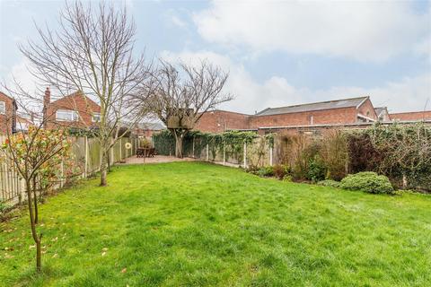 4 Brookside Gardens, Ruddington, Nottingham, NG11 6AU