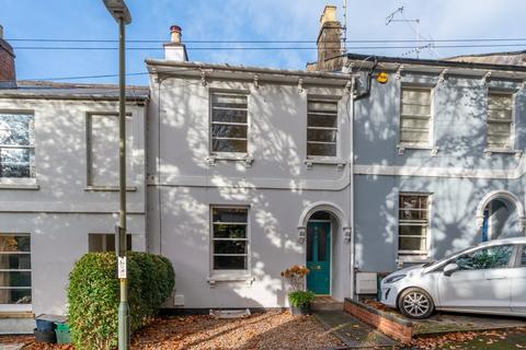 3 bedroom terraced house for sale - Brookway Road, Charlton Kings, Cheltenham, GL53