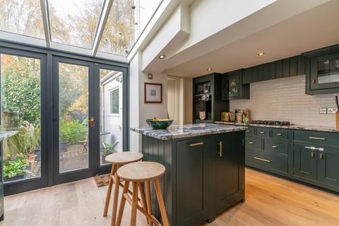 18 Brookway Road, Charlton Kings, Cheltenham, GL53 8HB