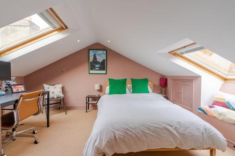 18 Brookway Road, Charlton Kings, Cheltenham, GL53 8HB
