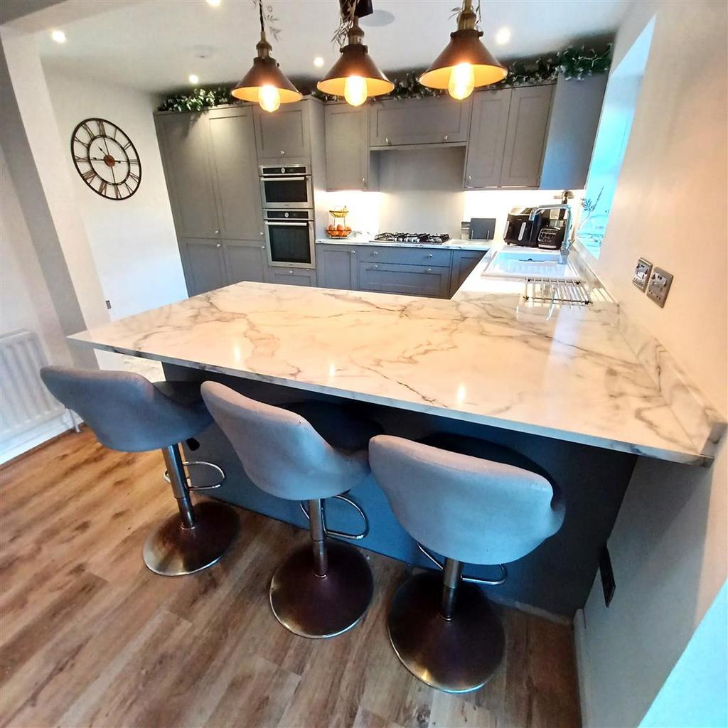 Breakfast Bar