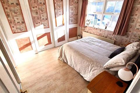 59 Cranmere Court, Strood, Rochester, ME2 4UN