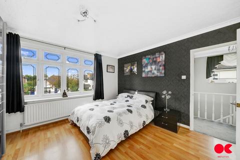 30 Great Nelmes Chase, Hornchurch, RM11 2PT