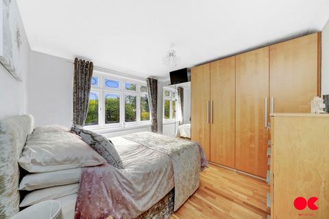 30 Great Nelmes Chase, Hornchurch, RM11 2PT