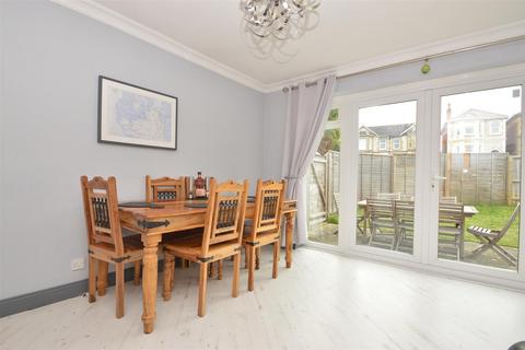 3 bedroom detached bungalow for sale, CENTRAL RYDE