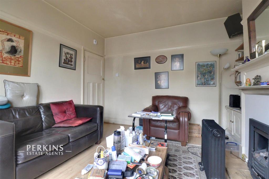 Livingroom2.jpg