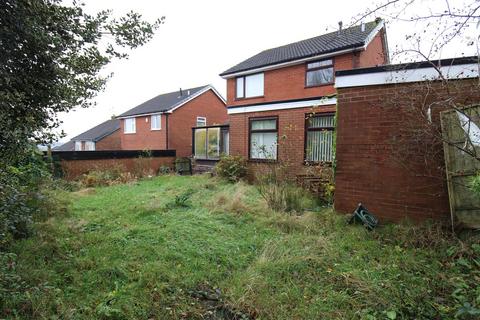 10 Douglas Close, Horwich, Bolton, BL6 7EF