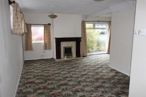 10 Douglas Close, Horwich, Bolton, BL6 7EF